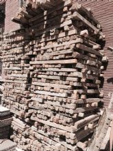 خرید و فروش انواع چوبهای ساختمانی